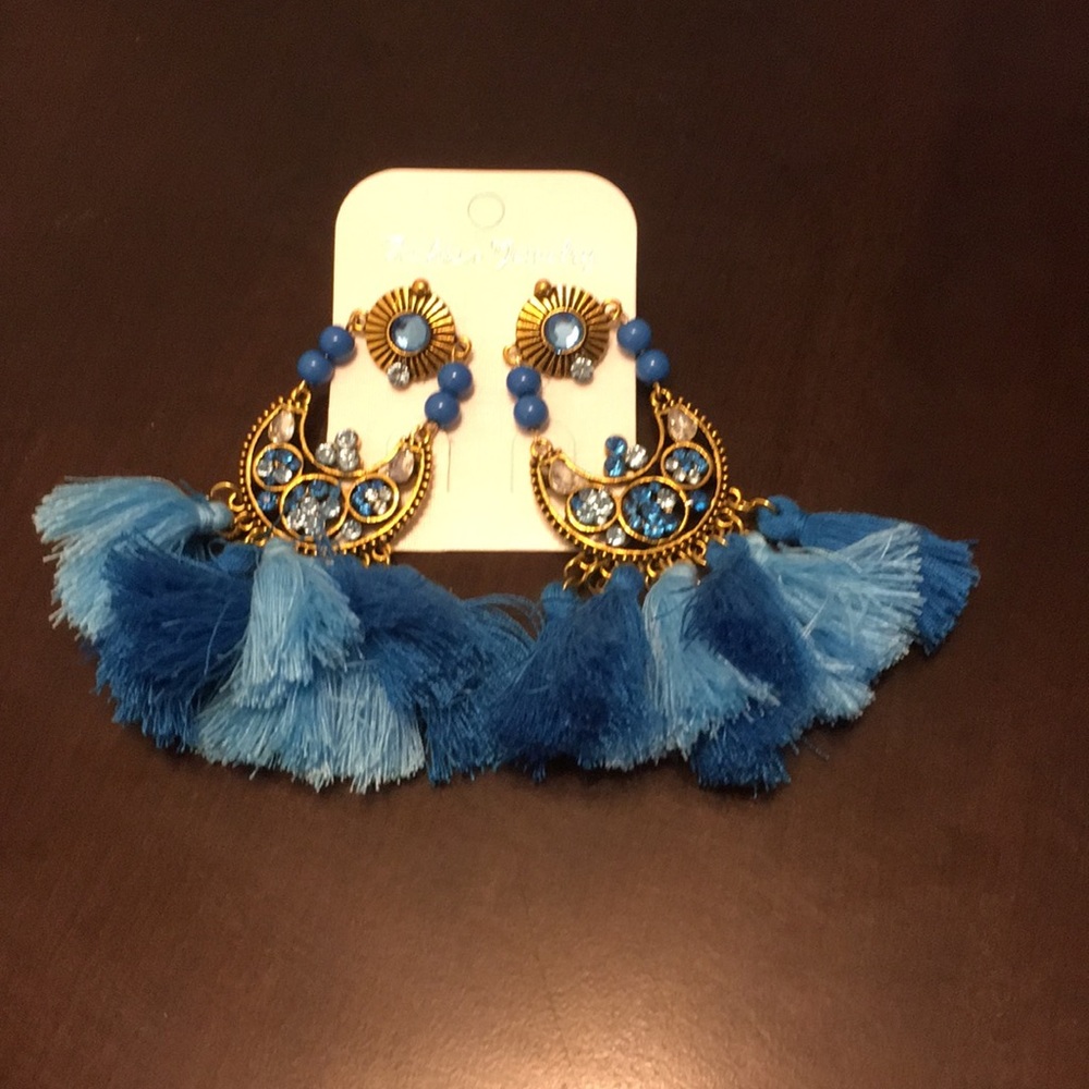 Earrings blues tassel gold tone blue/clear stones
